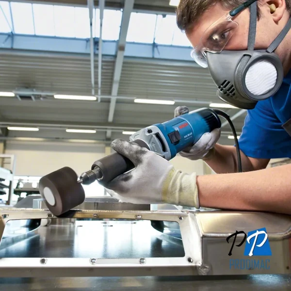 Turbineta / Esmeril Recto Cuello Largo 650W GGS 28 LCE Profesional 0601.221.1E0-000