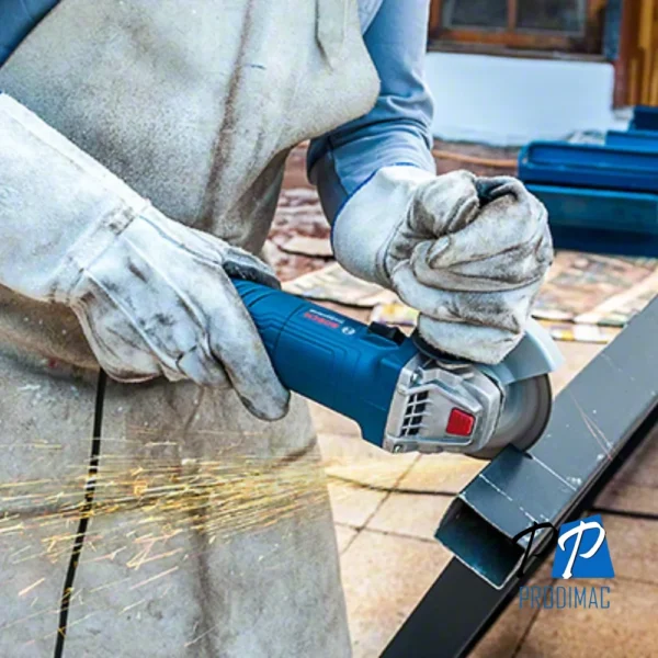 Amoladora Angular 4 1/2" 850W 12000 rpm+ 3 Discos Bosch GWS 850 0601.377.5ED-000