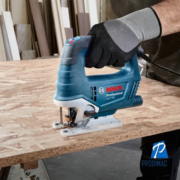 Sierra Caladora 520W 20mm Bosch GST 750 0601.5B4.1E0-000