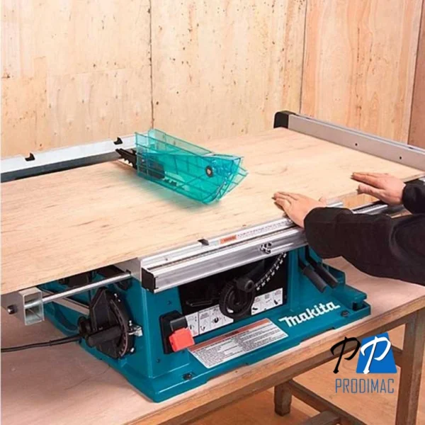 Sierra de Mesa 10" (254mm) 1650W Corte en 90° 93mm Makita 2704