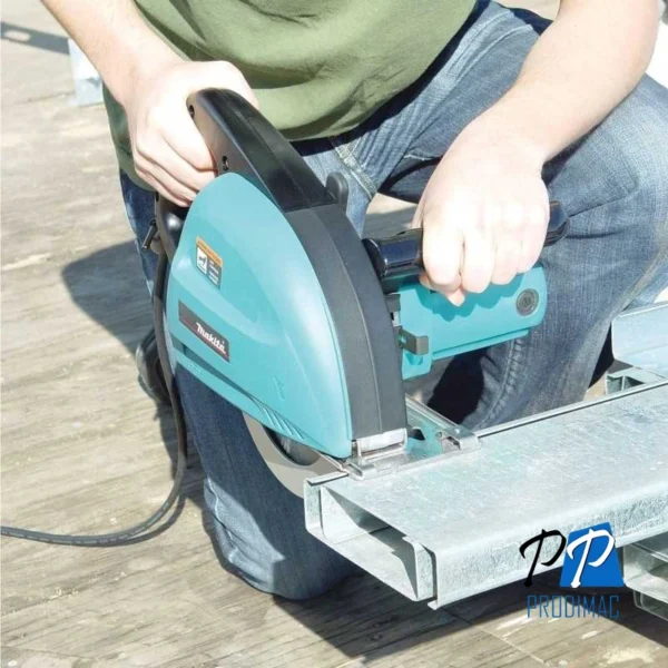 4131-3.webp Cortadora Circular de Metal 7-1/4" 3500 RPM 1100W Makita 4131