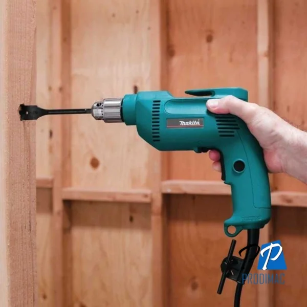 Taladro de Rotación 3/8" 530W 2500 rpm Makita 6407