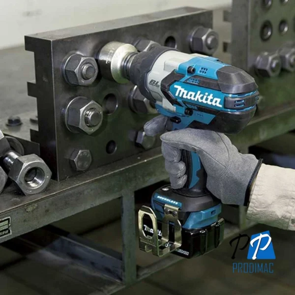 Llave de Impacto 3/4" 18V LXT BL Inc 2 Bat y Carg Makita DTW1001RTJ