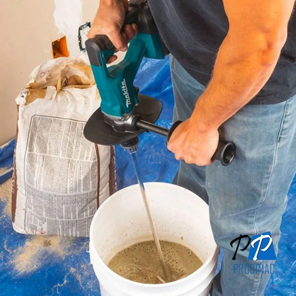 Taladro Mezclador 1/2" 18V LXT BL Baretool Makita DUT131Z