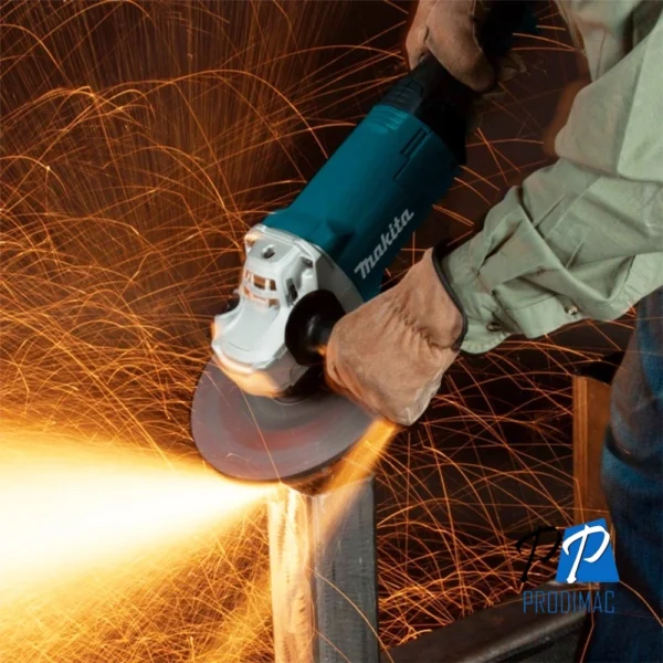 Amoladora Angular 9" 2200W 6600 rpm Makita GA9063R