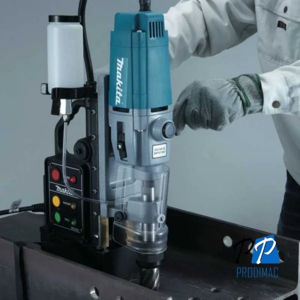 HB500-3.webp Taladro Magnético 16 mm 1150W 50 mm Makita HB500