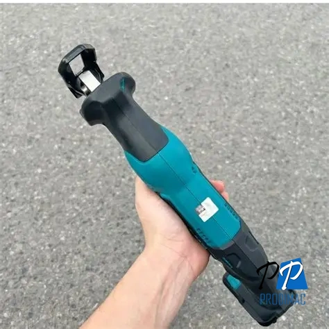 Sierra Sable Reciproca 12V CXT 1.5Ah Makita JR103DSYE