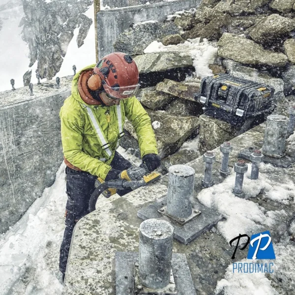 Amoladora Angular 5" 60V FlexVolt Brushless Incl 2 Bat + Carg Dewalt DCG418T2-B2