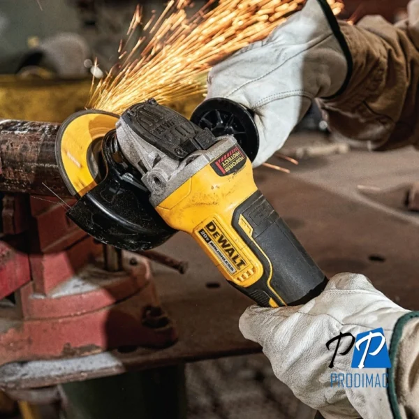 Taladro Percutor 1/2" + Esmeril Angular 4 1/2" + 1 Bat 5.0Ah Atomic Dewalt DCK248P1-B2