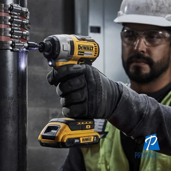 Rotomartillo Sds-Plus 2.6J + Atornillador de Impacto 1/4" 20V + 2 Bat + Caja de Herramientas Dewalt DCK260D1P1T-B2