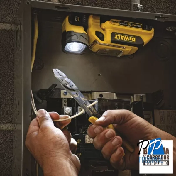 Linterna Trabajo Led 20 V 160 Lm (Sin Bateria/Sin cargador) Dewalt DCL044