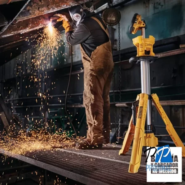 Linterna Trabajo Led 20 V 3000 Lm (Sin Baterias/Sin cargador) Dewalt DCL079B