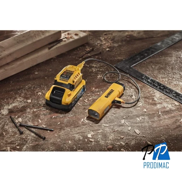 Linterna led recargable por usb-c dewalt DCL183