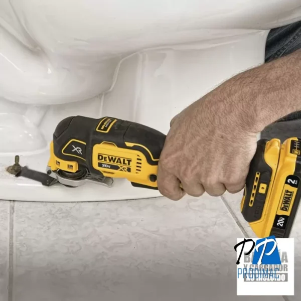 Herramienta Multiuso Oscilante 20 V Xr 20000 Cpm (Sin Baterias/Sin Cargador) Dewalt DCS356B