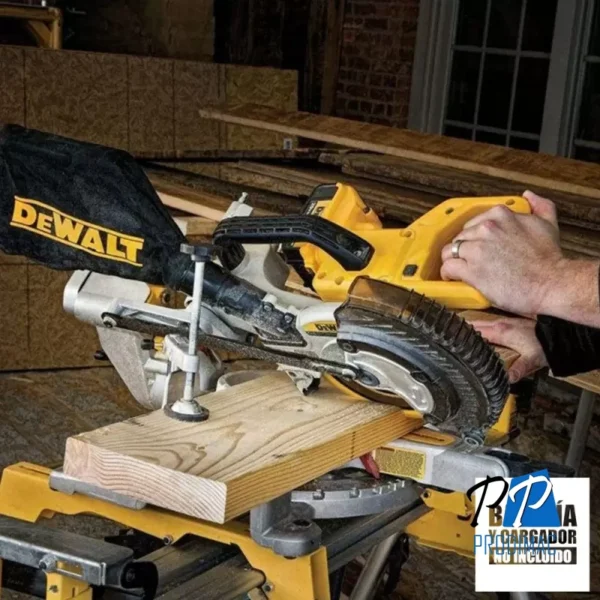 Sierra Ingleteadora Telescopica 7 1/4 20 V 4100 Rpm (Sin bateria/Sin Cargador) Dewalt DCS361B