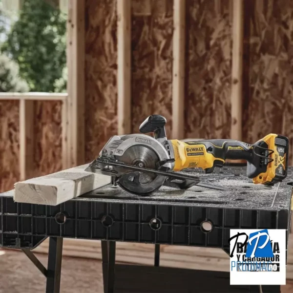 Sierra Circular 4 1/2" 20 V Xr 4500 Rpm (Sin Baterias/Sin cargador) Dewalt DCS571B