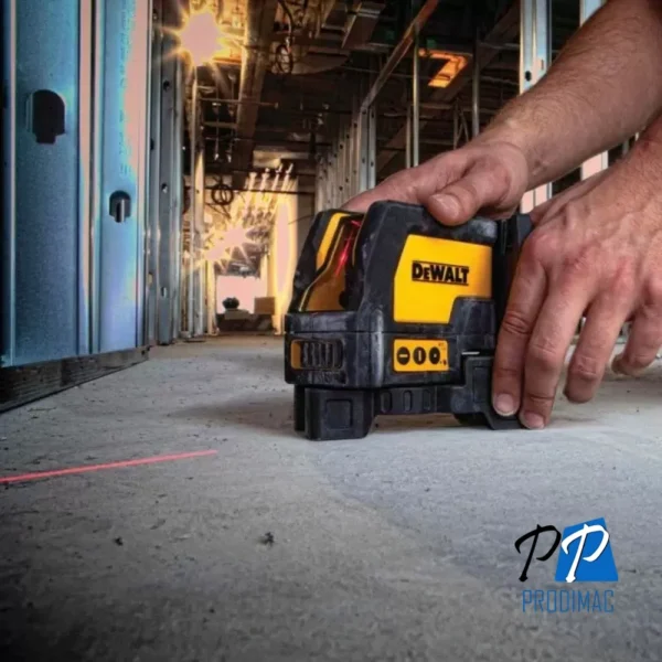 Nivel Láser Cruz y Punto de Plomada Luz Roja 50 Mts Dewalt DW0822