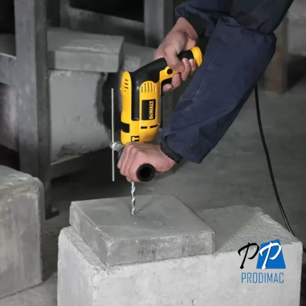 Taladro Percutor 1/2" 650W 47600 gpm Dewalt DWD024K-B2