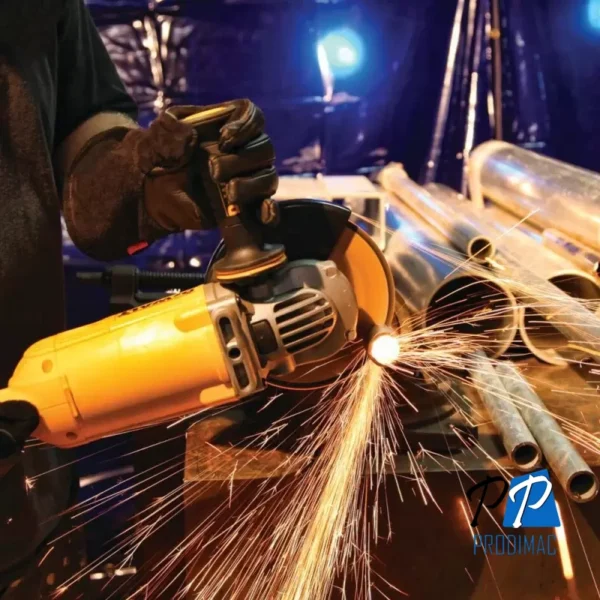 Amoladora Angular 7" 2600W 8500 rpm Dewalt DWE497-B2