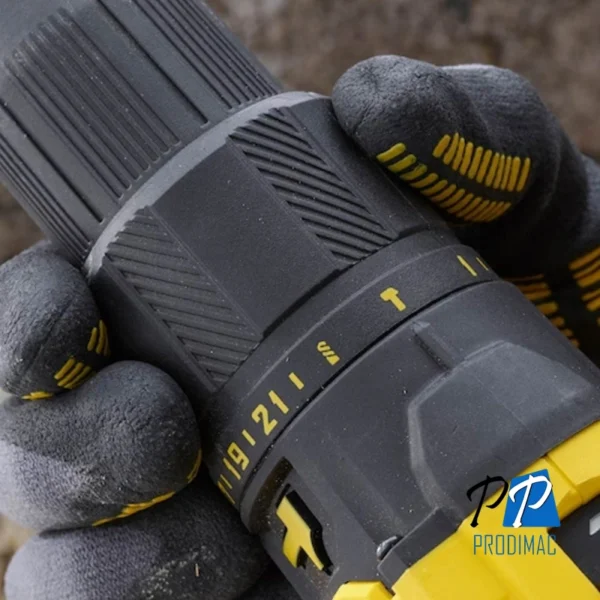 Taladro Percutor 1/2" 20V Inc 2 Bat y Carg + 119 pz Stanley SCD711C1H-B2