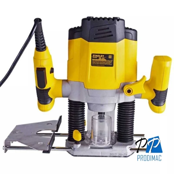 Ruteadora 1/4" 1200W 55 mm + 6 Fresas Stanley SRR1200-B2