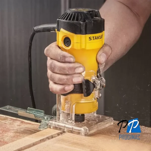 Fresadora 1/4" 550W Stanley ST55-B2