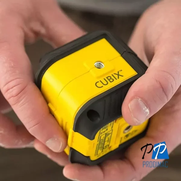 STHT77499-4.webp Nivel Láser de Lineas Cruzadas Cubix Luz Verde 16 M Stanley STHT77499