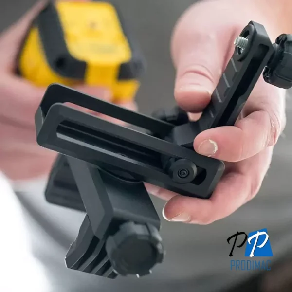 STHT77499-7.webp Nivel Láser de Lineas Cruzadas Cubix Luz Verde 16 M Stanley STHT77499